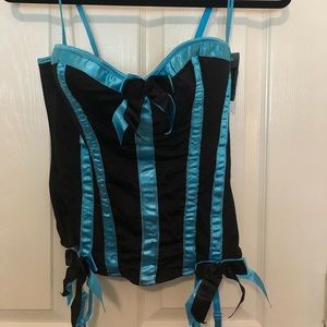 Hot Topic Corset style top 38C